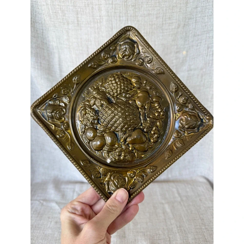 PERCO Brass Fruit Basket Wall Plaque 7in Gold Vintage Pineapple Grapes India